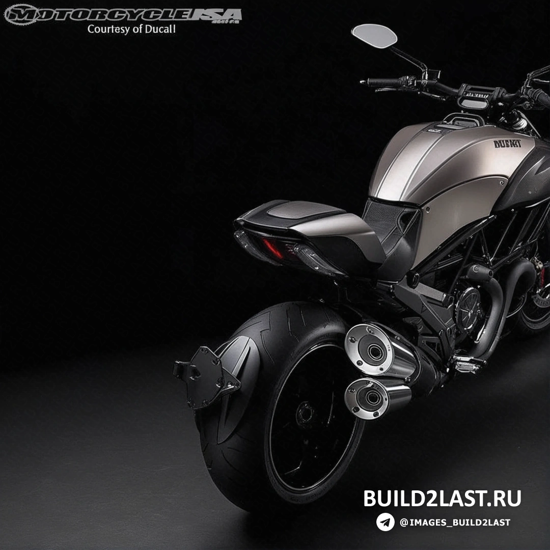    Ducati Diavel Titanium,      